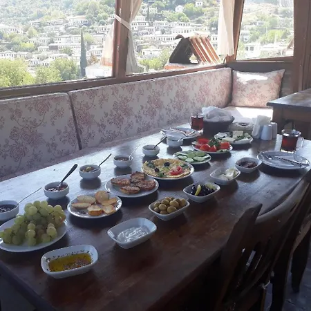 Hotel Kirkinca 2*