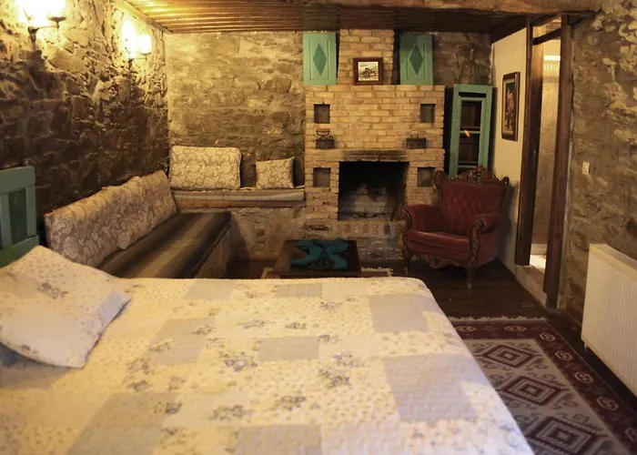 Kirkinca Hotel