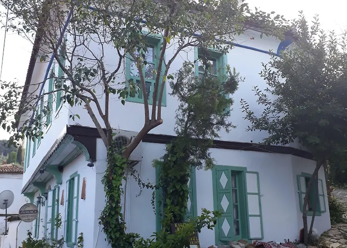 Hotel Kirkinca 3*