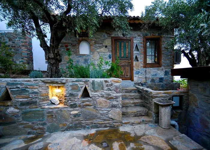Hotel Kirkinca 3*