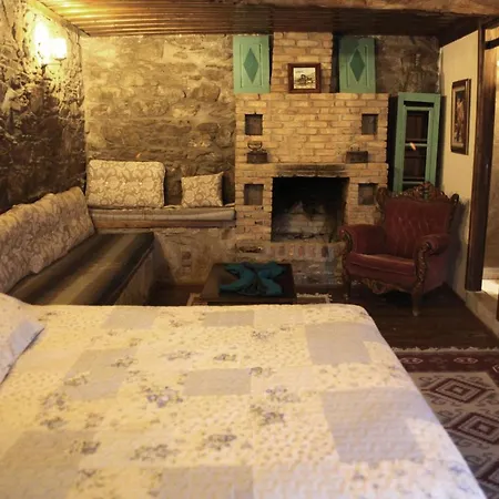 Kirkinca Hotel