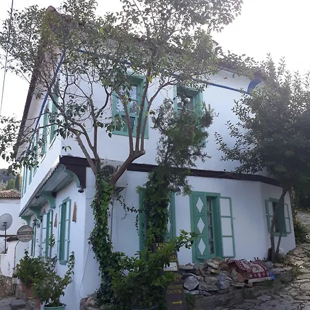 Hotel Kirkinca 3*