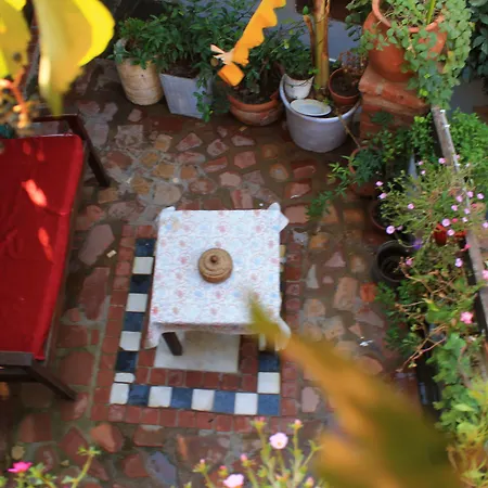 ホテル キルキンチャ 3*