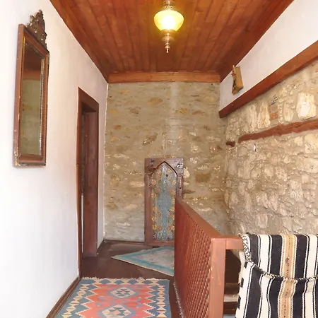 Kirkinca Hotel 3*
