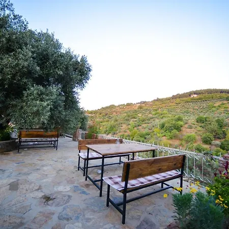 Hotel Kirkinca 3*